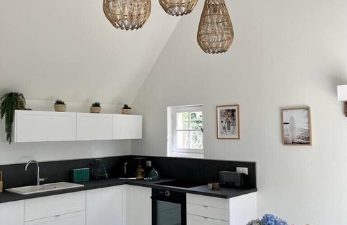 Asserac Villa | Charming oceanfront cottage