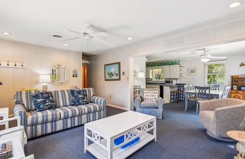 Sussex County House | Charming Oceanside Getaway!