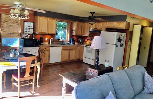 Omena Ski Chalet | Charming Omena house. Close to beach, Suttons Bay, Northport. Fire pit. A/C.