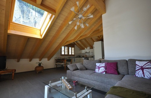 Lauterbrunnen Apartment | Charming Penthouse apartment with amazing views