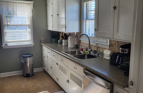 Manitowoc House | Charming Pet-friendly Home Close To The Green Bay Packers And Lake Michigan!