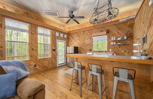 Macon House | Charming, Picturesque Guest House in North Macon