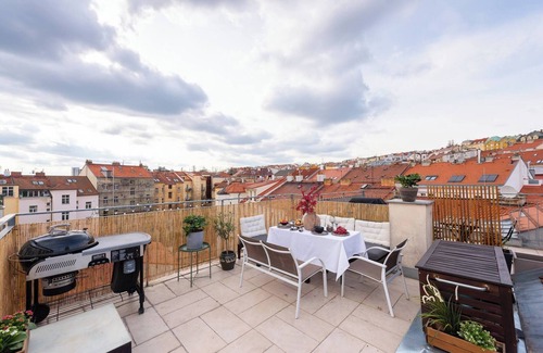 Vrsovice Apartment | Charming Prague Apartment in Vršovice With Roof Terrace