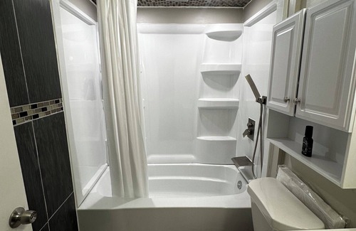 Troy Bed & Breakfast | Charming private room, sharing bath in wonderful Troy with WiFi, AC