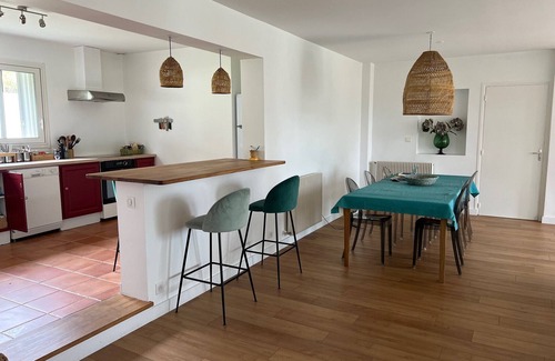 Saint-Jean-de-Luz House | Charming quiet house with swimming pool close to beaches and town center!