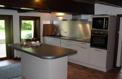 Belmont-sur-Buttant Cottage | Charming Renovated Farmhouse with Modern Amenities in Scenic Vosges Countryside