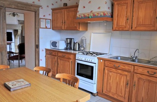 Ferriere-et-Lafolie Cottage | Charming Restored House, Close to Amenities with Enclosed Yard and Modern Comforts