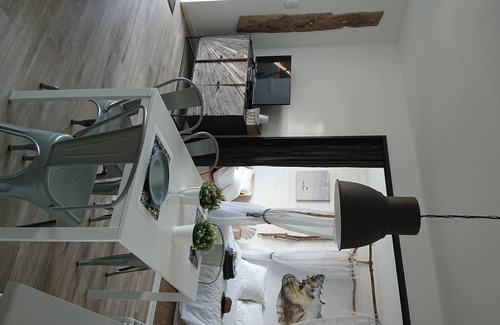 Saint-Jean-de-Monts Condo | Charming rental T2 Vendée 250m from the beach and 100 m from the forest