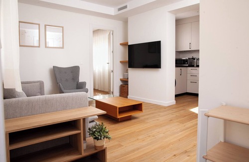 Pedregalejo Apartment | Charming relax 2 bedroom apartment 200 meter to beach and 15 min bus city center