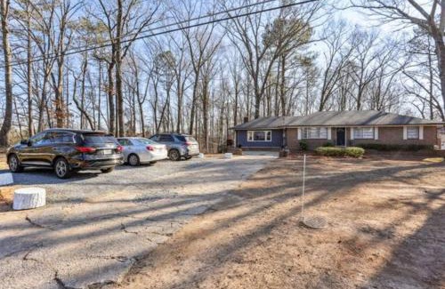 Mableton Apartment | Charming renovated 4B Ranch