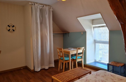 Cravant Bed & Breakfast | Charming renovated farmhouse in Beauce, 4 spacious rooms, near Loire Castles