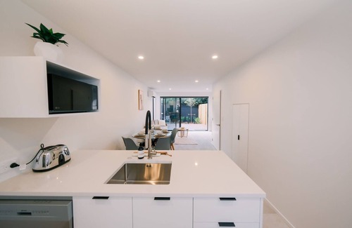 Merivale House | Charming Retreat in the Heart of Christchurch City
