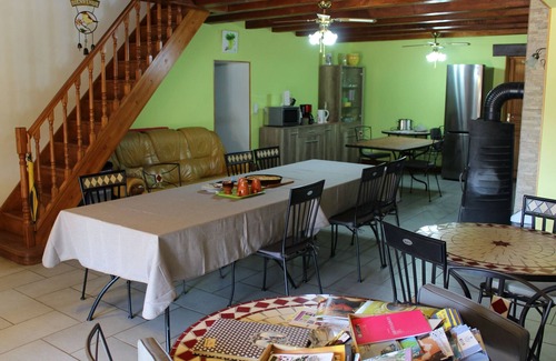 Xivry-Circourt Bed & Breakfast | Charming Room with Private Bathroom and Shared Lounge, Near Belgium and Luxembourg