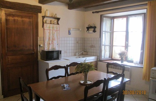 Breheville Cottage | Charming Rural Retreat with Modern Amenities near Verdun – Pets Welcome!