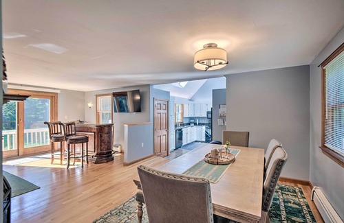 Saco House | Charming Saco Home w/Deck, 5 Mi to Beach!