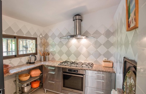 Lorgues House | Charming stone house with airco and a large pool