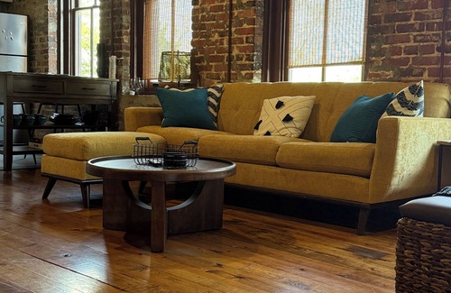 Central Business District Apartment | Charming studio apartment , free parking, WiFi in historic downtown Mobile