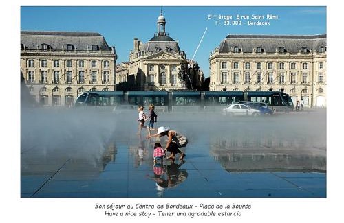 Hotel de Ville - Quinconces Apartment | Charming Studio-Cabine Place de la Bourse
