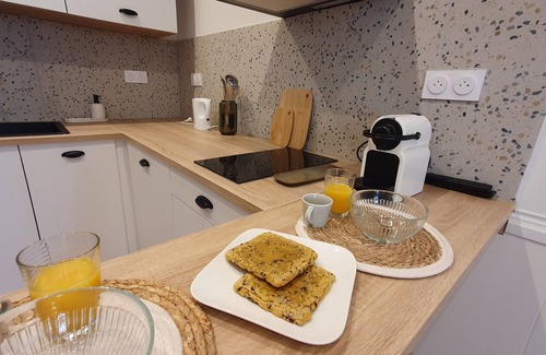 Lisle-sur-Tarn Apartment | Charming studio in Lisle/Tarn - Modern comfort in the heart of the medieval town