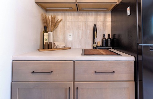 Kit Carson Apartment | Charming studio in delightful Escondido with AC