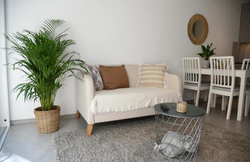 Muenchenwiler Apartment | Charming studio with terrace 5 minutes from Murten