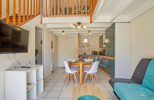 Barbotan-les-Thermes Apartment | Charming T2 in Barbotan with Terrace and Garden