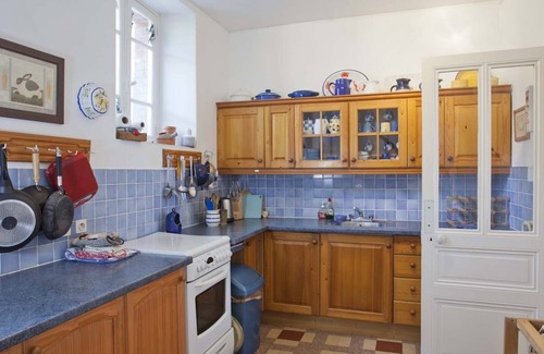 Villedieu-les-Poeles House | Charming Townhouse In Thriving Rural Market Town