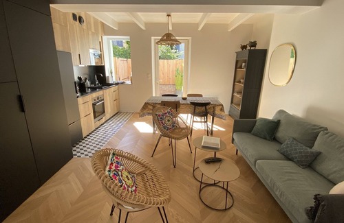 Dinard House | Charming Townhouse in Dinard-St Enogat – Steps from the Beach & Thalasso