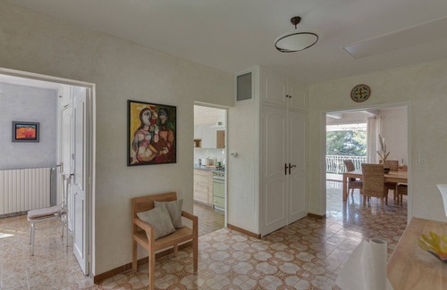 Saint-Cyr-sur-Mer House | Charming Villa, Comfort, Sea View, 9 min walk Calanques, Separate apartments