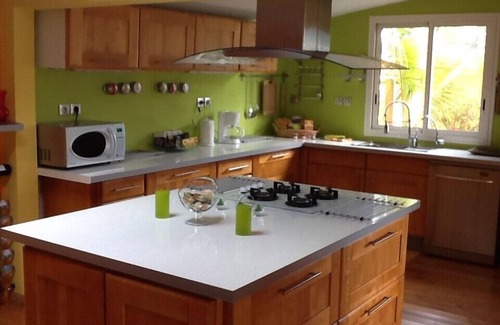 Petite-ÃŽle Villa | Charming villa for 6 adults and 2 children