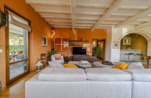 Twist Villa | Charming Villa with swimming pool