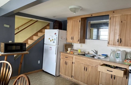 Town of Torrey Cottage | Charming Vintage Lakefront Cottage on Seneca Lake