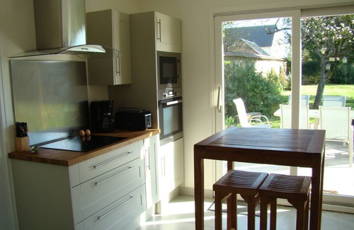 Ecos House | Charming well fitted gîte with all modern conveniences, Wi-Fi and large beds