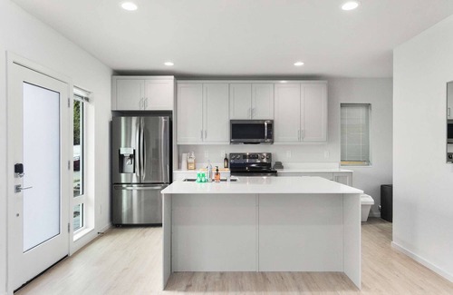 Whittier Heights House | Chase's sweet suite - Micro Studio - 91Walkscore