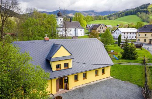 Vernirovice House | Chata Aktiv