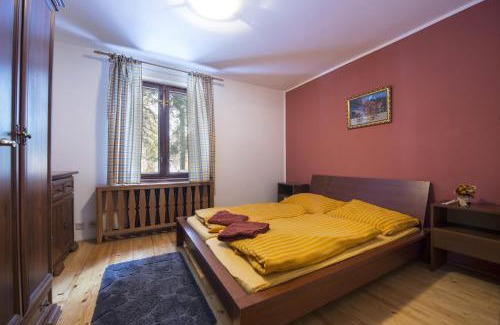 Tatranska Strba House | Chata Pleso