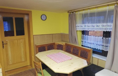 Oscadnica House | Chata pod Dedovou