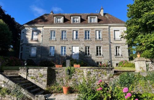 Saint-Pierre-du-Regard Bed & Breakfast | Chateau Anaselle