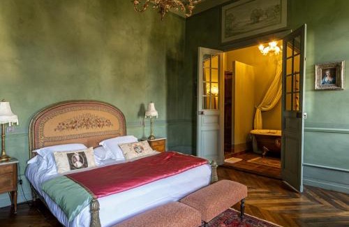Onet-le-Chateau Bed & Breakfast | Chateau de Canac