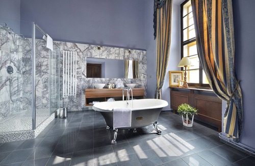 Loucen Other | Chateau Loucen Garden Retreat