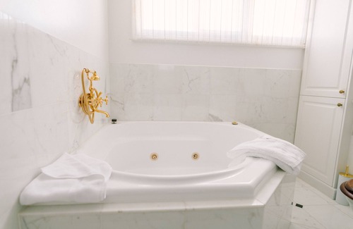 Yering Hotel | Chateau Yering Hotel