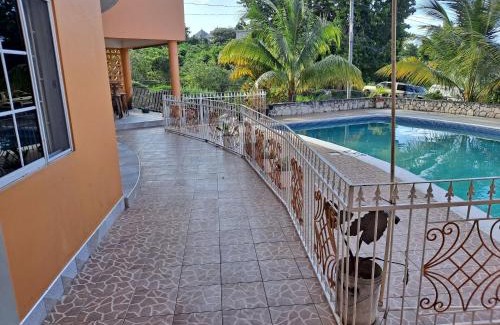 Montego Bay Villa | Chaudhry Holiday House Montego Bay