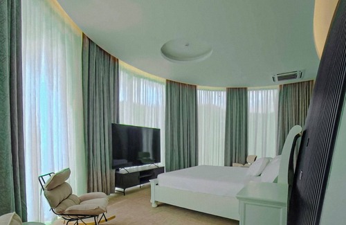 Southern Nations Hotel | Chebera Elephant Paw Lodge