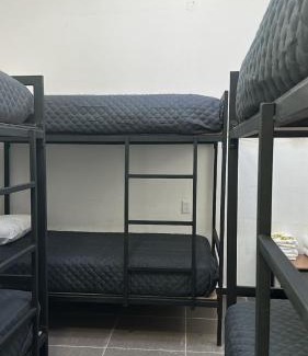 Baja California House | CHECK INN HOSTAL AEROPUERTO GDL