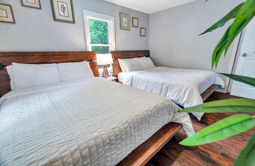Springfield House | Cheerful 2-Bedroom with convenient Expressway access