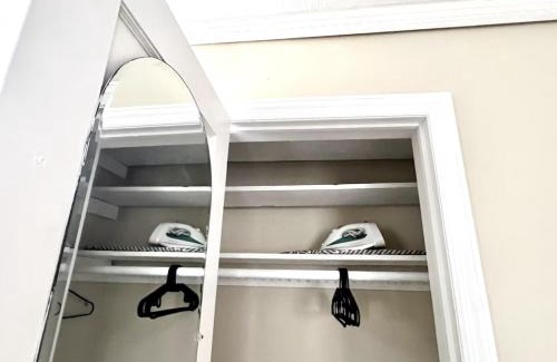 Valley Stream Apartment | Cheerful 3-Bedroom Apartment