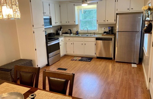 Fair Play Cottage | Cheerful cottage on a lake, Covered Dock, 3BD, 2BA