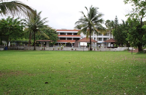 Thane West Apartment | Chene Creek Resort