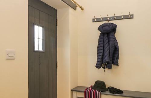 Biddestone Cottage | CHEQUERS BARN, family friendly, character holiday cottage in Corsham