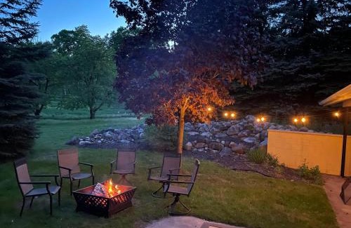 Suttons Bay House | Cherry Blossom Farm